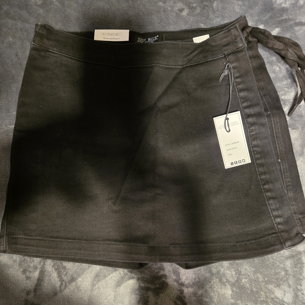 Judy Blue Skort